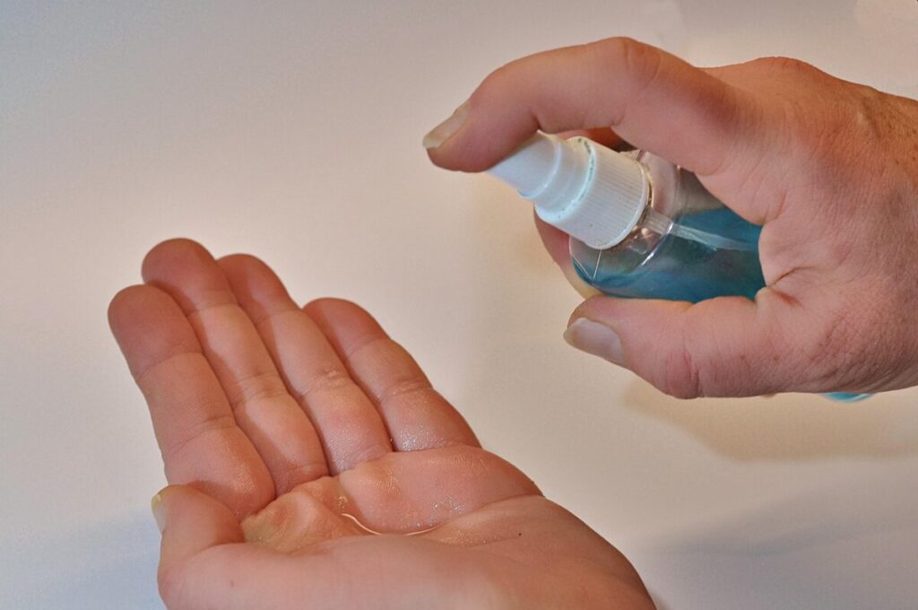 Decadimento logaritmico: il segreto dietro i disinfettanti Decadimento logaritmico: il segreto dietro i disinfettanti