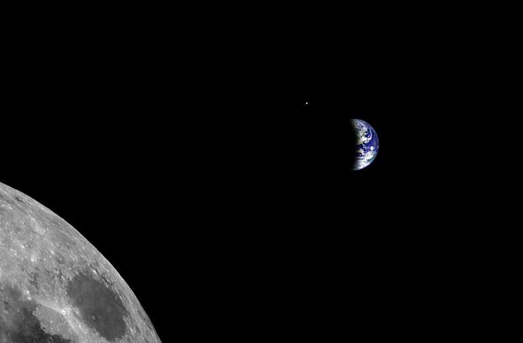 Hawking avverte: la Terra rischia di diventare come Venere