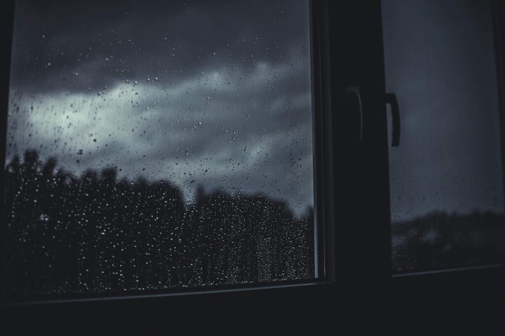 Strati dell’atmosfera e fenomeni meteo: cosa accade sopra le nostre teste? Strati dell’atmosfera e fenomeni meteo: cosa accade sopra le nostre teste?