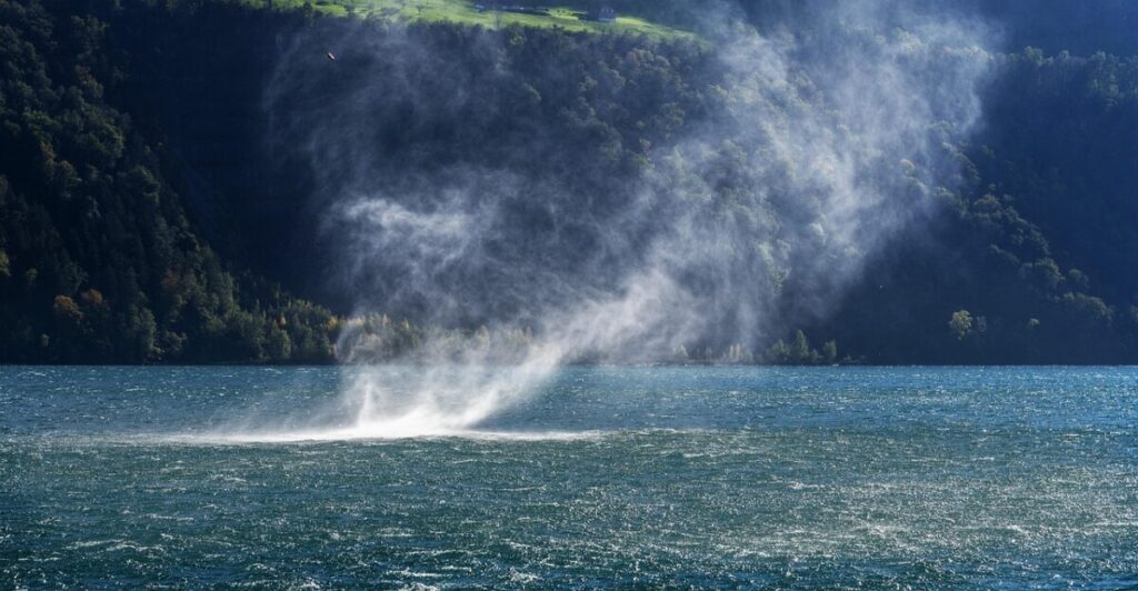 Trombe d’aria e tornado in Italia: perché stanno aumentando (e dove colpiscono di più) Trombe d’aria e tornado in Italia: perché stanno aumentando (e dove colpiscono di più)