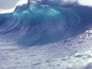 Tsunami: quando il mare si trasforma in un muro d’acqua