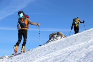 Gennaio, tra sci e fughe al caldo: dove andare in vacanza nel mese più freddo